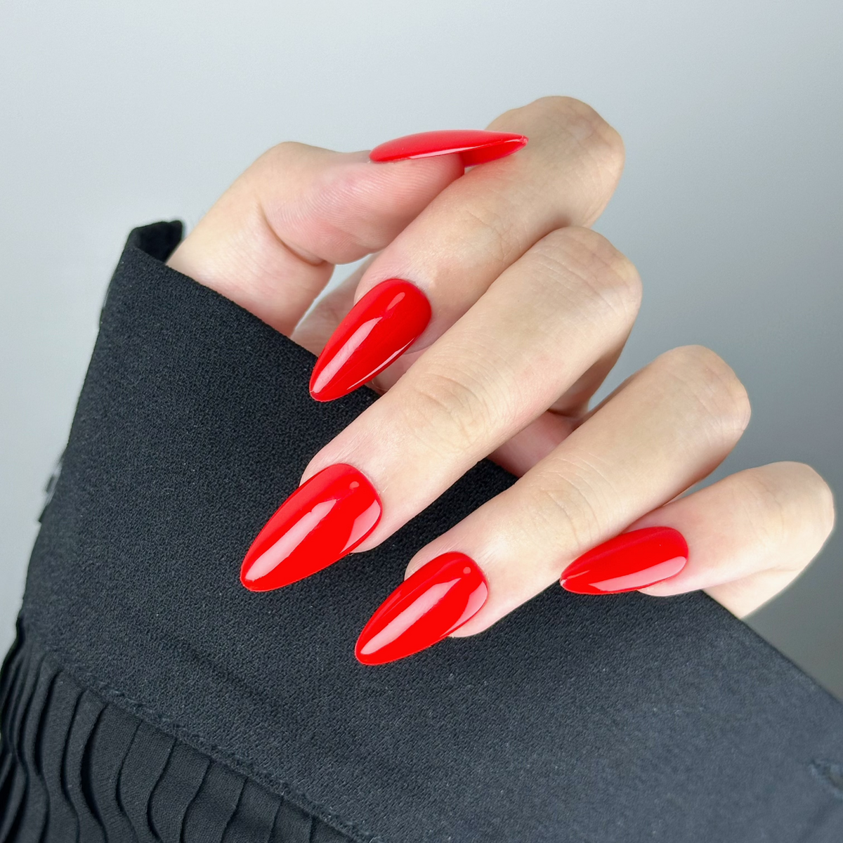 Red Velvet | Handmade Press-Ons