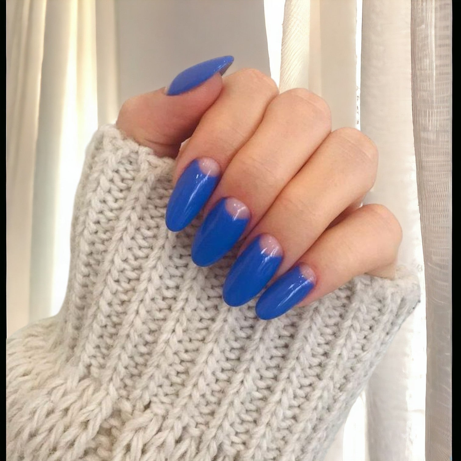 Moon Blue dip powder